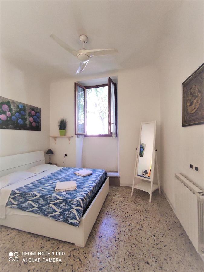 Romantic Liberta Apartment Florence Luaran gambar