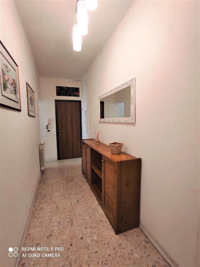 Romantic Liberta Apartment Florence Luaran gambar